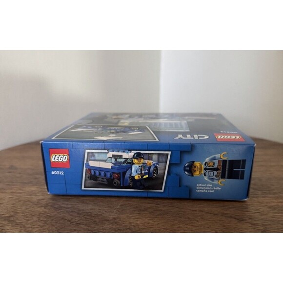 LEGO City Police Car Toy 60312 for Kids 5 plus Years Old with Officer Minifigure - Picture 4 of 4